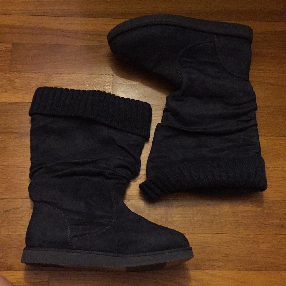 Old navy gray boots